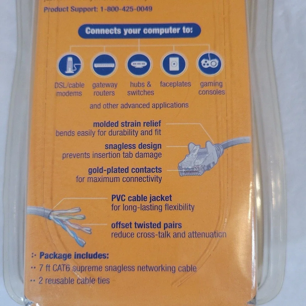 STAPLES CAT6 Supreme Snagless Networking Cable RJ45 Male/Male 7 ft #631056